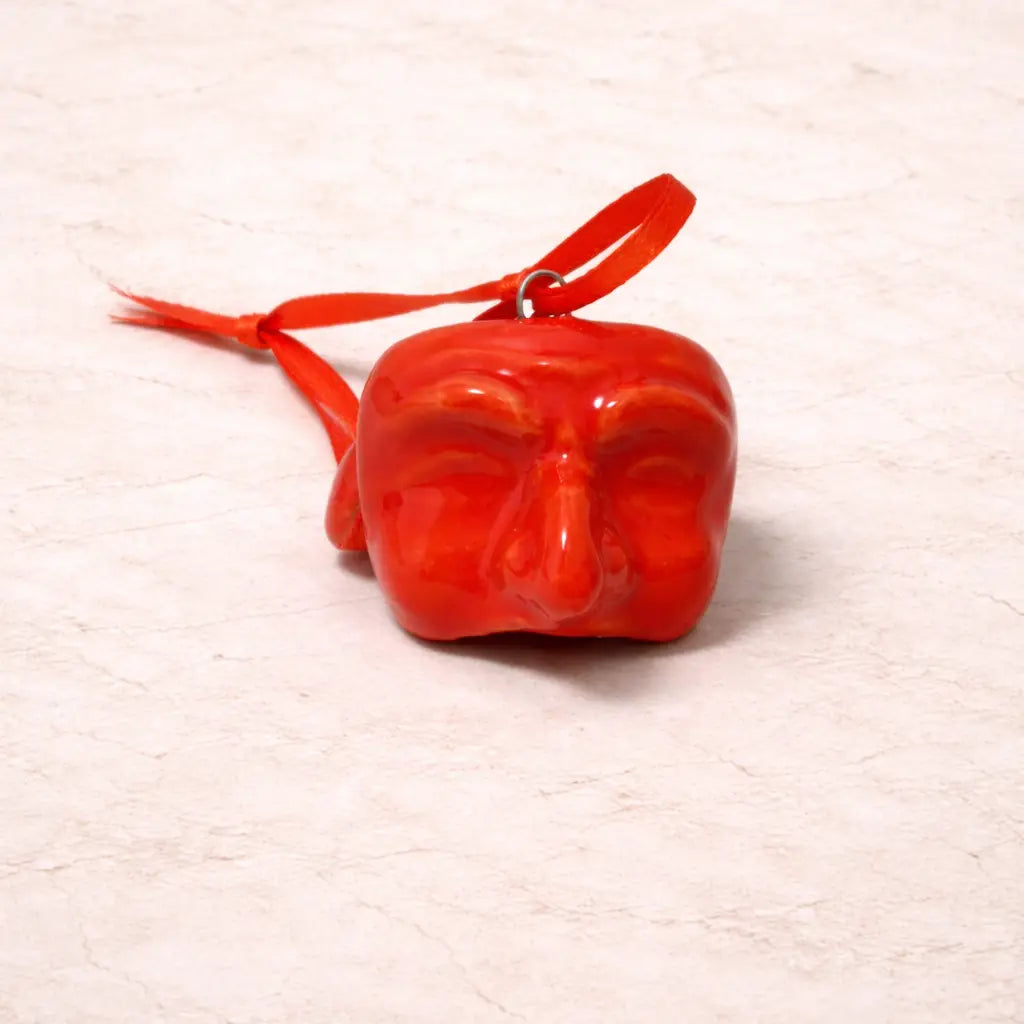 Maschera Pulcinella Stilizzata Rossa con Cordicella - Il Cuore di Napoli di Mamma Art