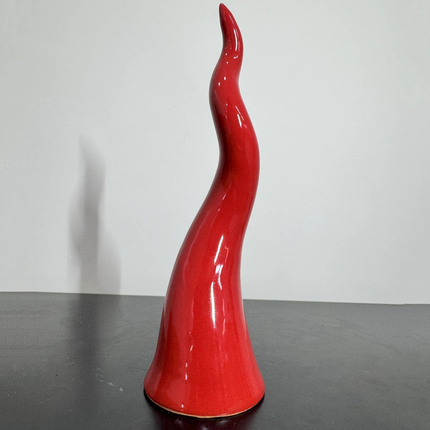 Corno Rosso in Ceramica 15 Cm – La Scaramanzia con Stile! - Mamma' Art