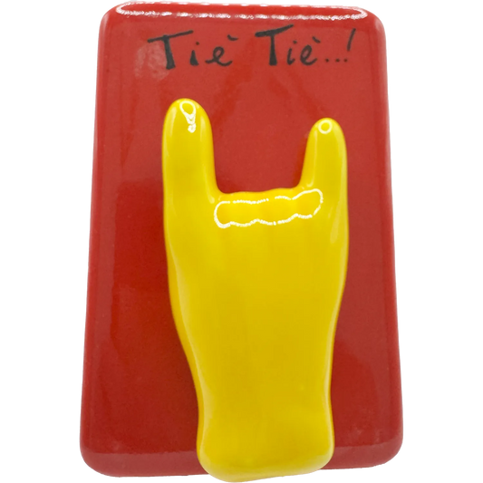 Mattonella "Tiè Tiè!" con Corna Gialle – Protezione col Sorriso! - Mamma' Art