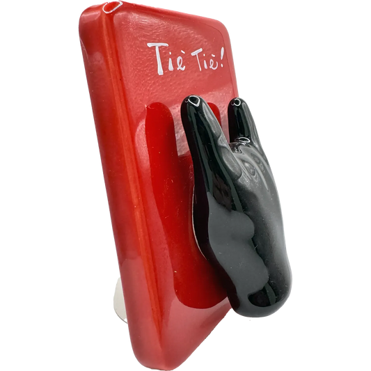 Mattonella "Tiè Tiè!" con Corna Nere – Protezione col Sorriso! - Mamma' Art