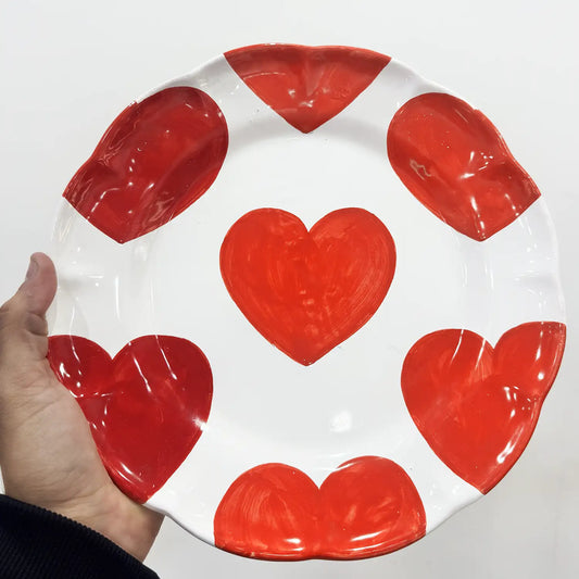 Piatto Piano Bianco con Cuori Rossi - L'ammor a Tavola