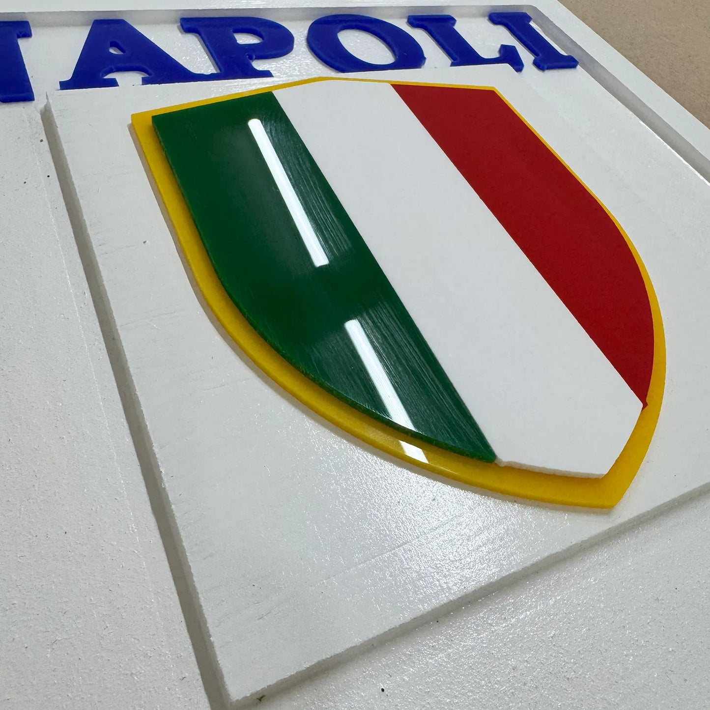 Quadro Napoli con Scudetto Tricolore – Omaggio Artigianale allo Scudetto - Mamma' Art
