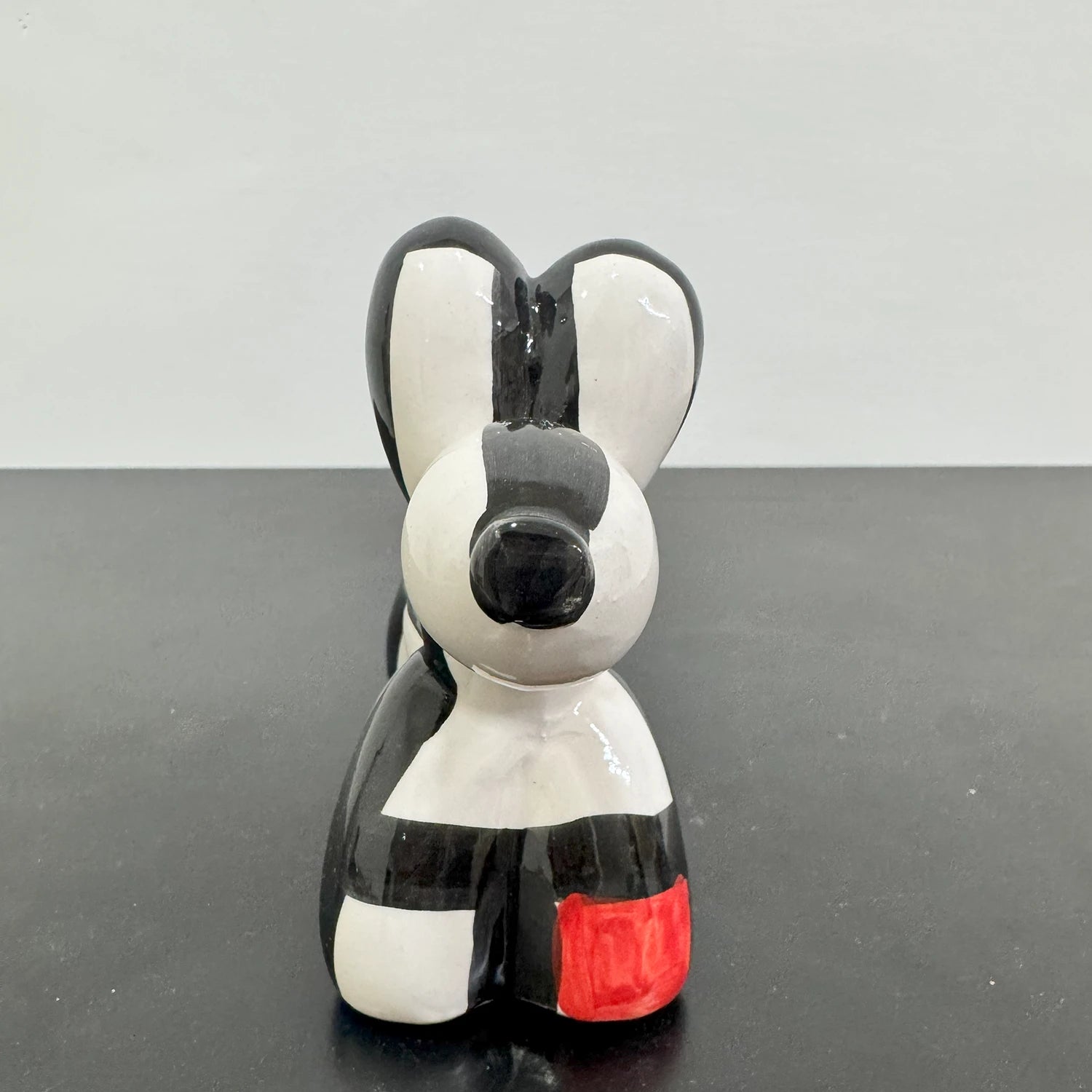 Cane Palloncino in Ceramica Multicolor Astratto – Il Tuo Amico Pop che Non Perde Pelo! - Mamma' Art