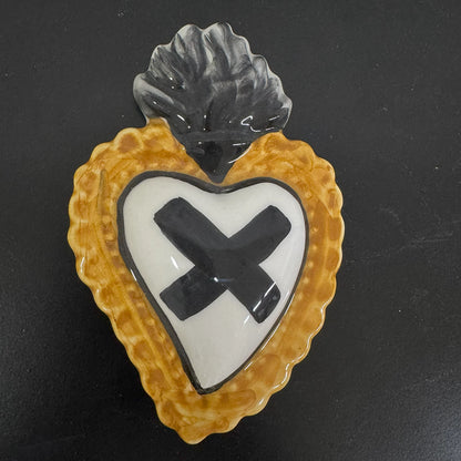 Sacro Cuore "Croce Mistica" – Protezione, Amore e un Pizzico di Mistero! - Mamma' Art