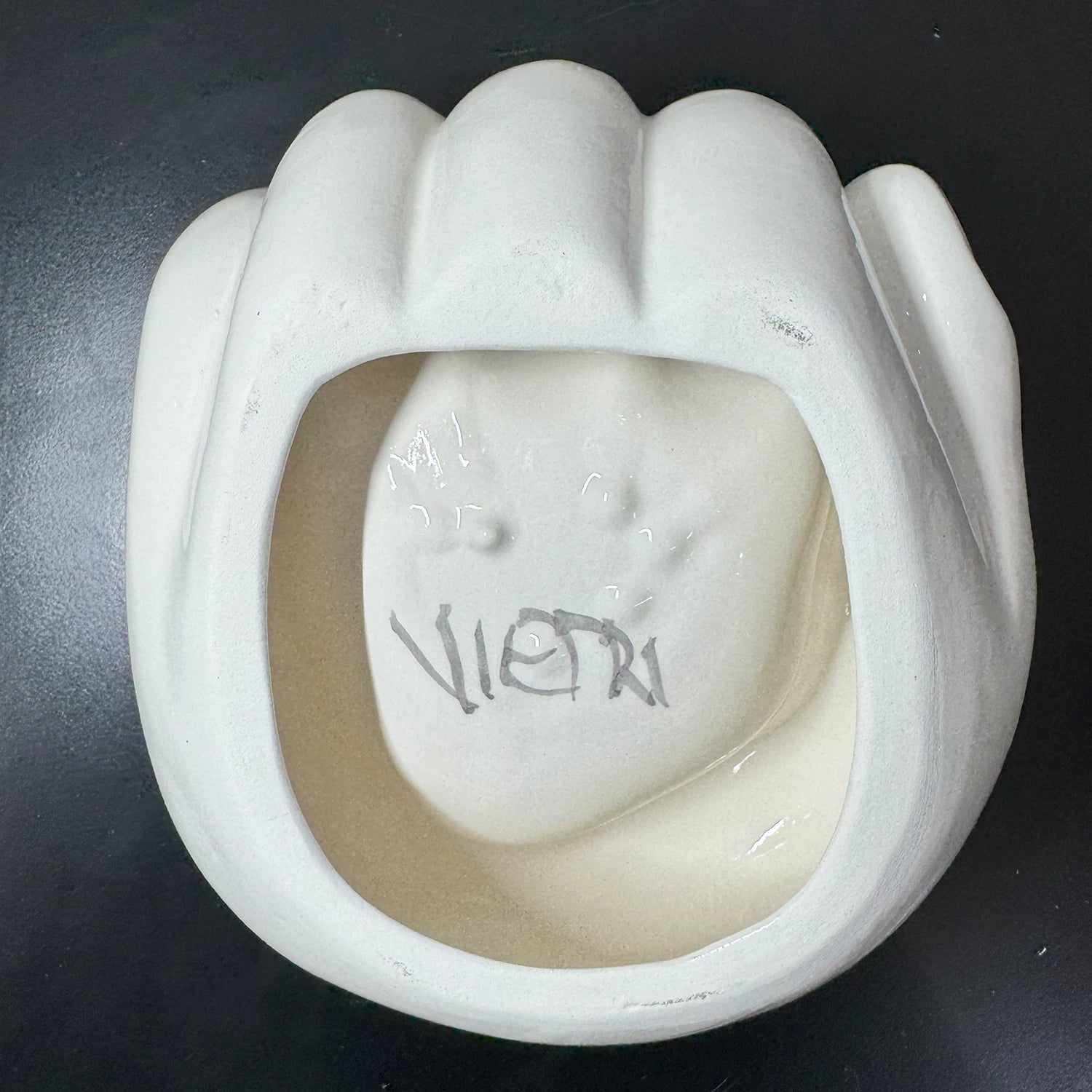 MAMMA', Addò Stann' 'E Chiave? – Svuotatasche Bianco in Ceramica di Vietri - Mamma' Art