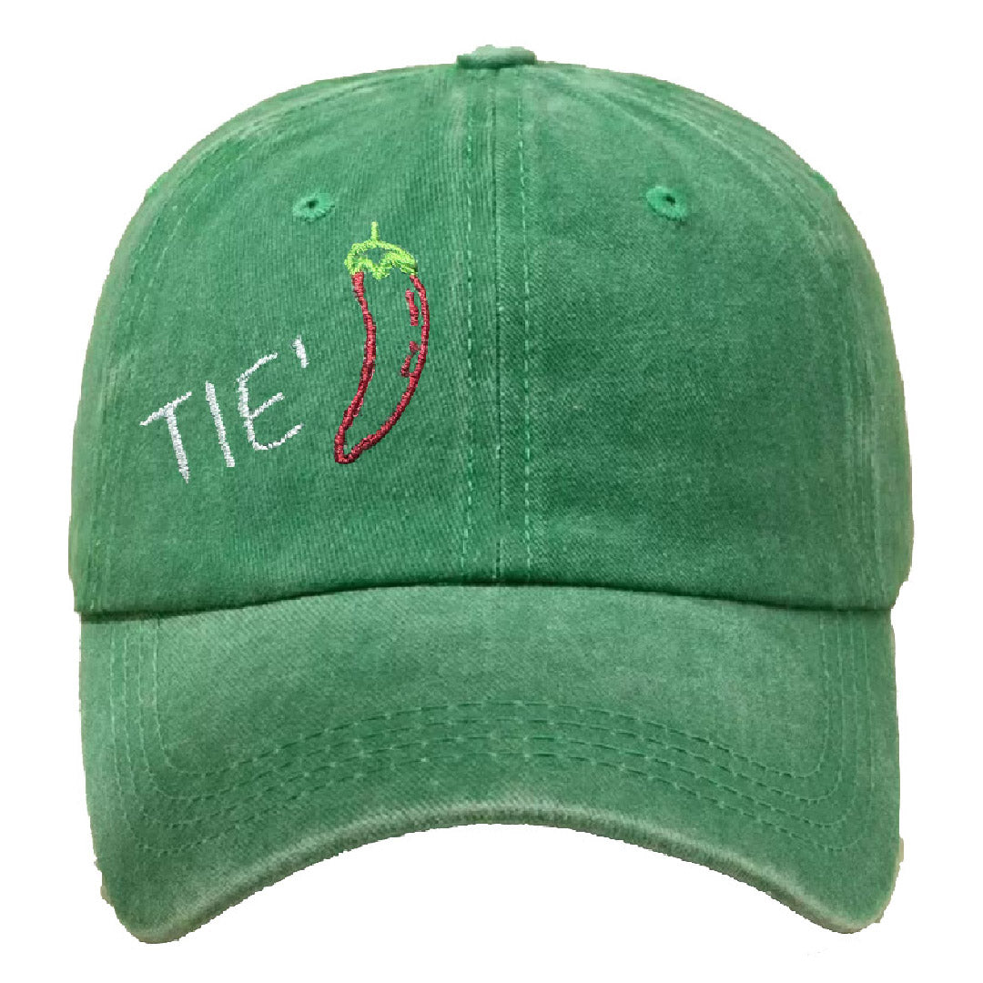 TIE’ – Il cappello pop che scaccia la sfortuna a colpi di stile!